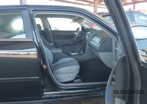 2005 Chrysler 300 from USA, damaged, VIN 2C3JA43R75H658506